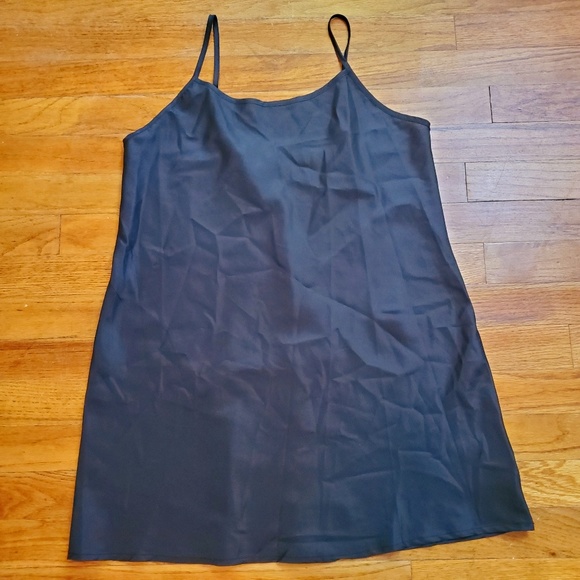 Prologue black camisole adjustable straps size M - Picture 2 of 5
